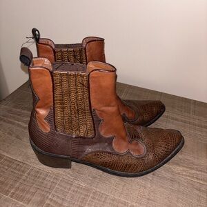Coconuts by Matisse Vegan Cavalier Brown Western Boot Women's Size 9